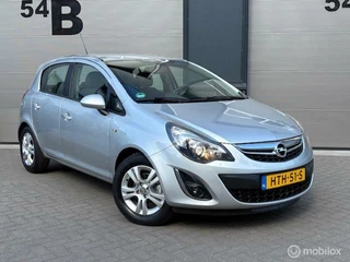 Hoofdafbeelding Opel Corsa Opel Corsa 1.4-16V Cosmo 2014  Xenon/cruise/stoelverwarming