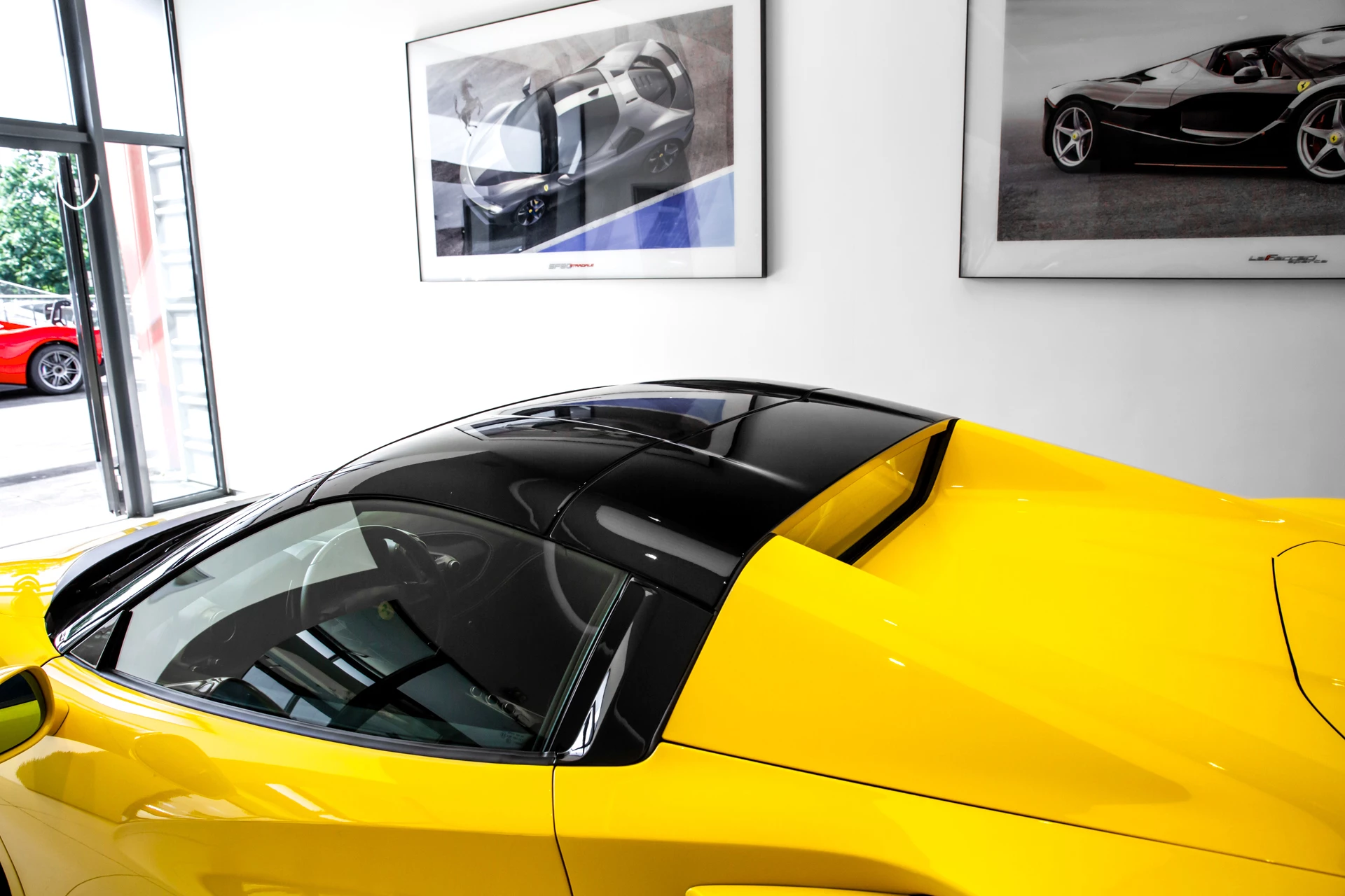 Hoofdafbeelding Ferrari F8 Spider