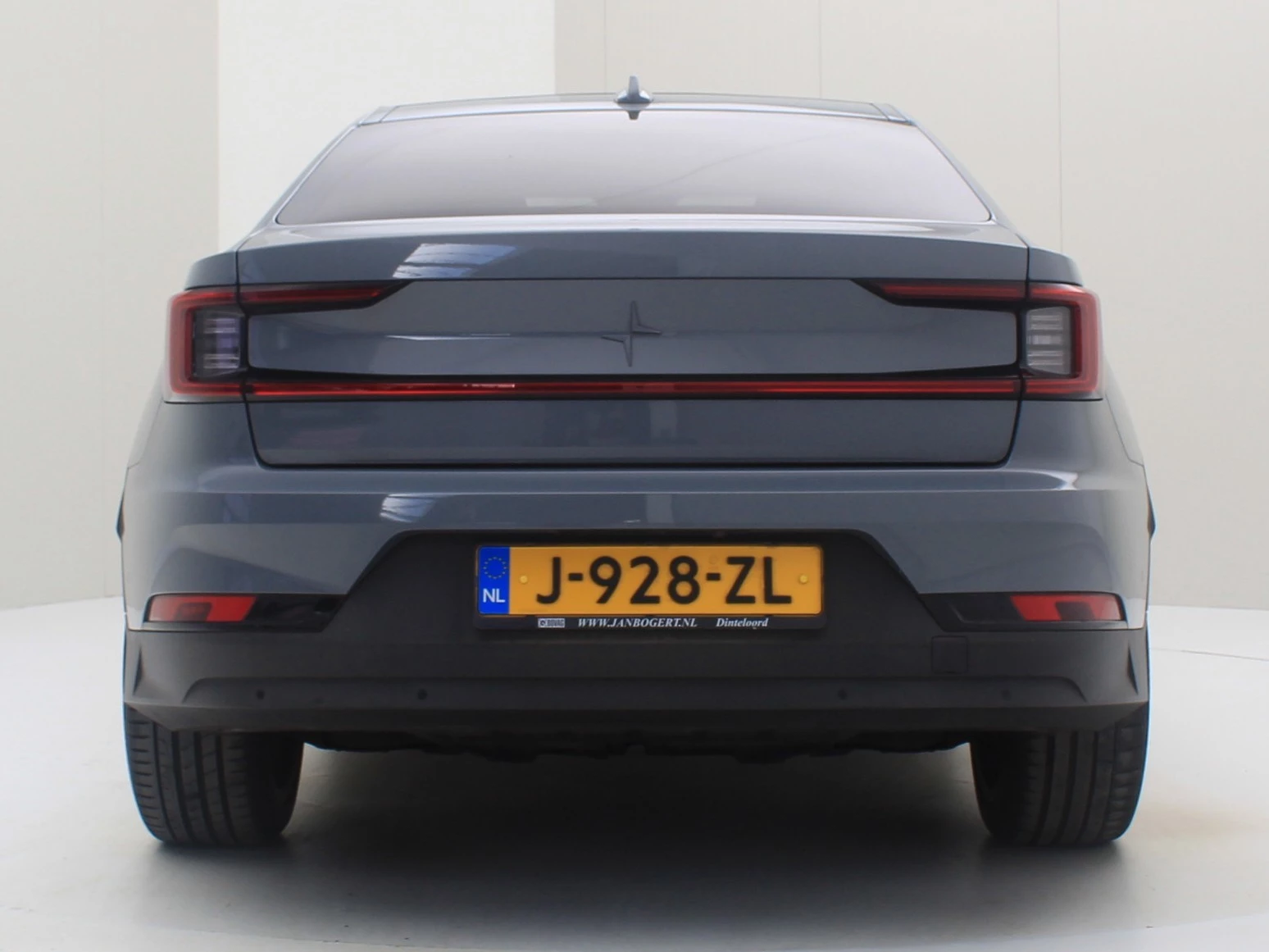 Hoofdafbeelding Polestar 2