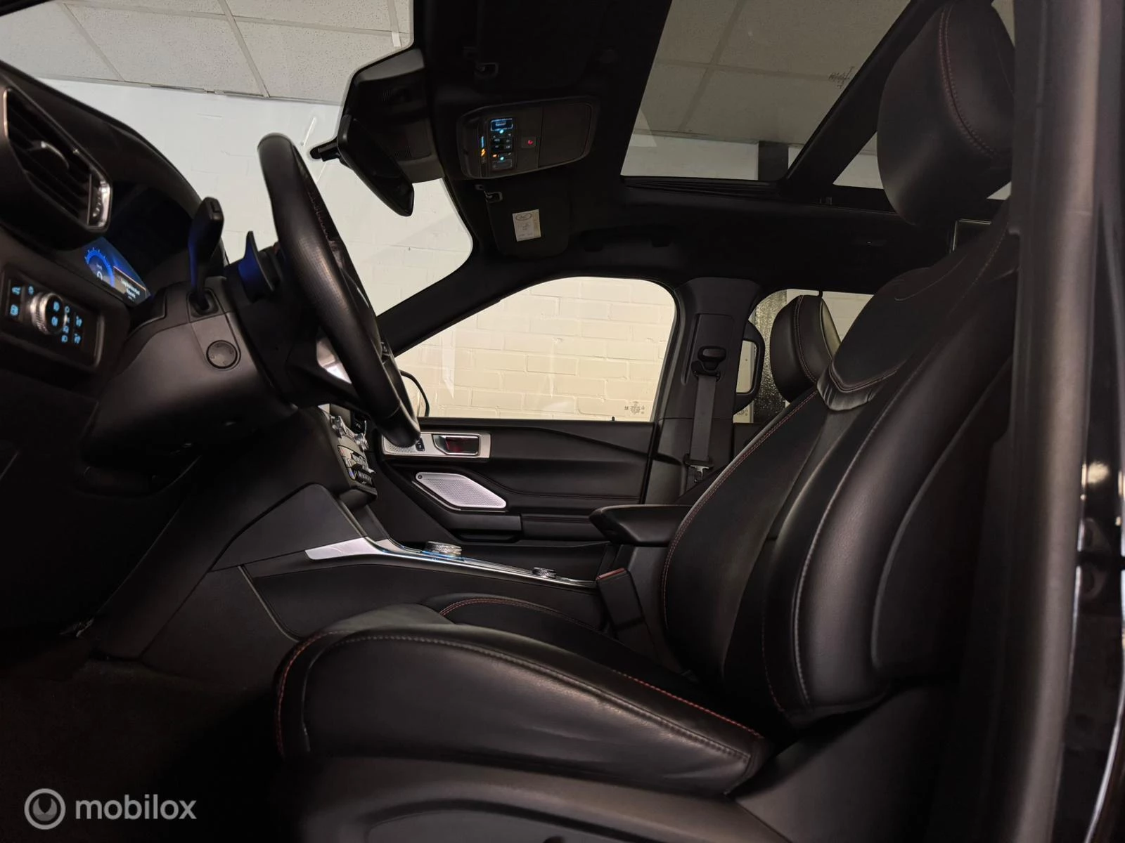 Hoofdafbeelding Ford Explorer
