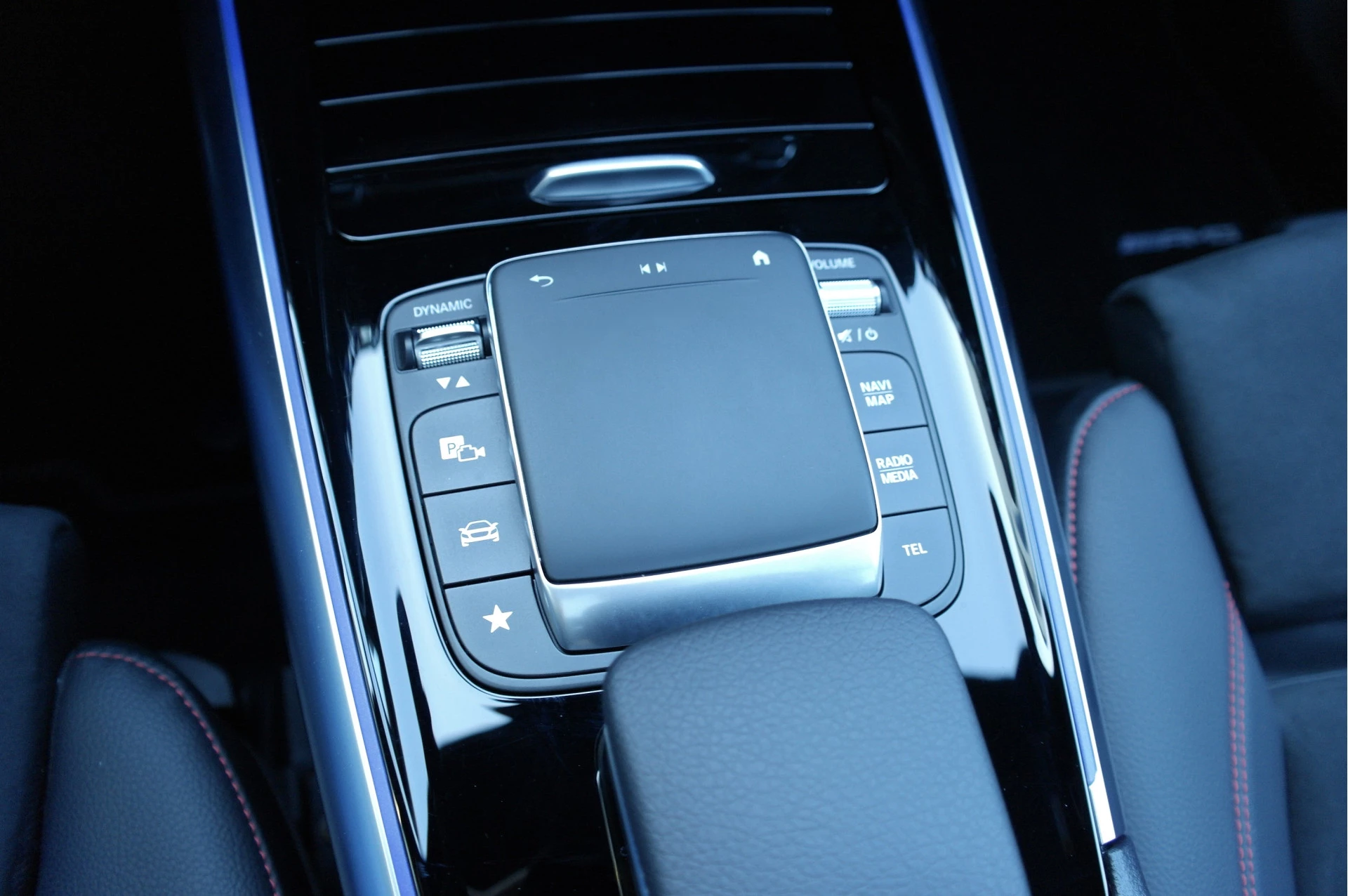 Hoofdafbeelding Mercedes-Benz EQA