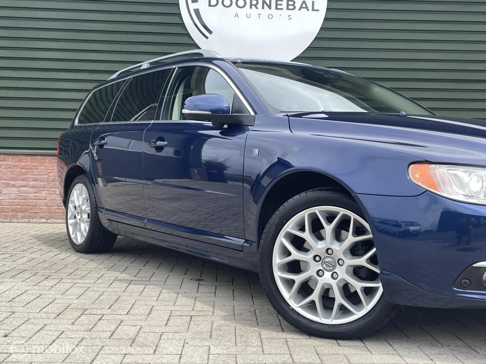 Hoofdafbeelding Volvo V70