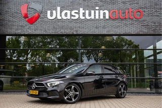 Mercedes-Benz A-Klasse 180 Premium Plus , Achteruitrijcamera, Carplay, Stoelverwarming,