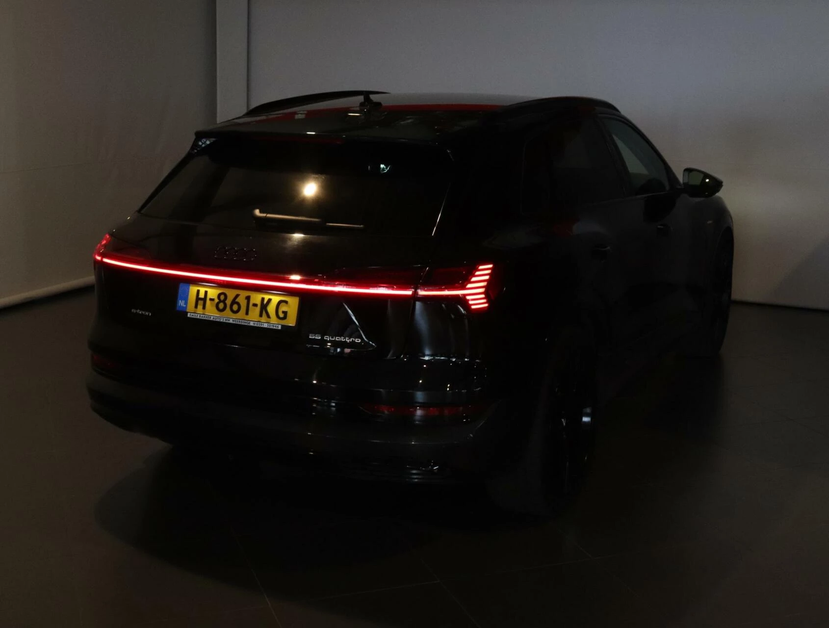 Hoofdafbeelding Audi e-tron