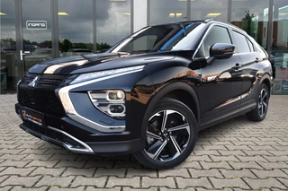 Hoofdafbeelding Mitsubishi Eclipse Cross Mitsubishi Eclipse Cross 2.4 PHEV Intense+ | Camera | LED | DAB |