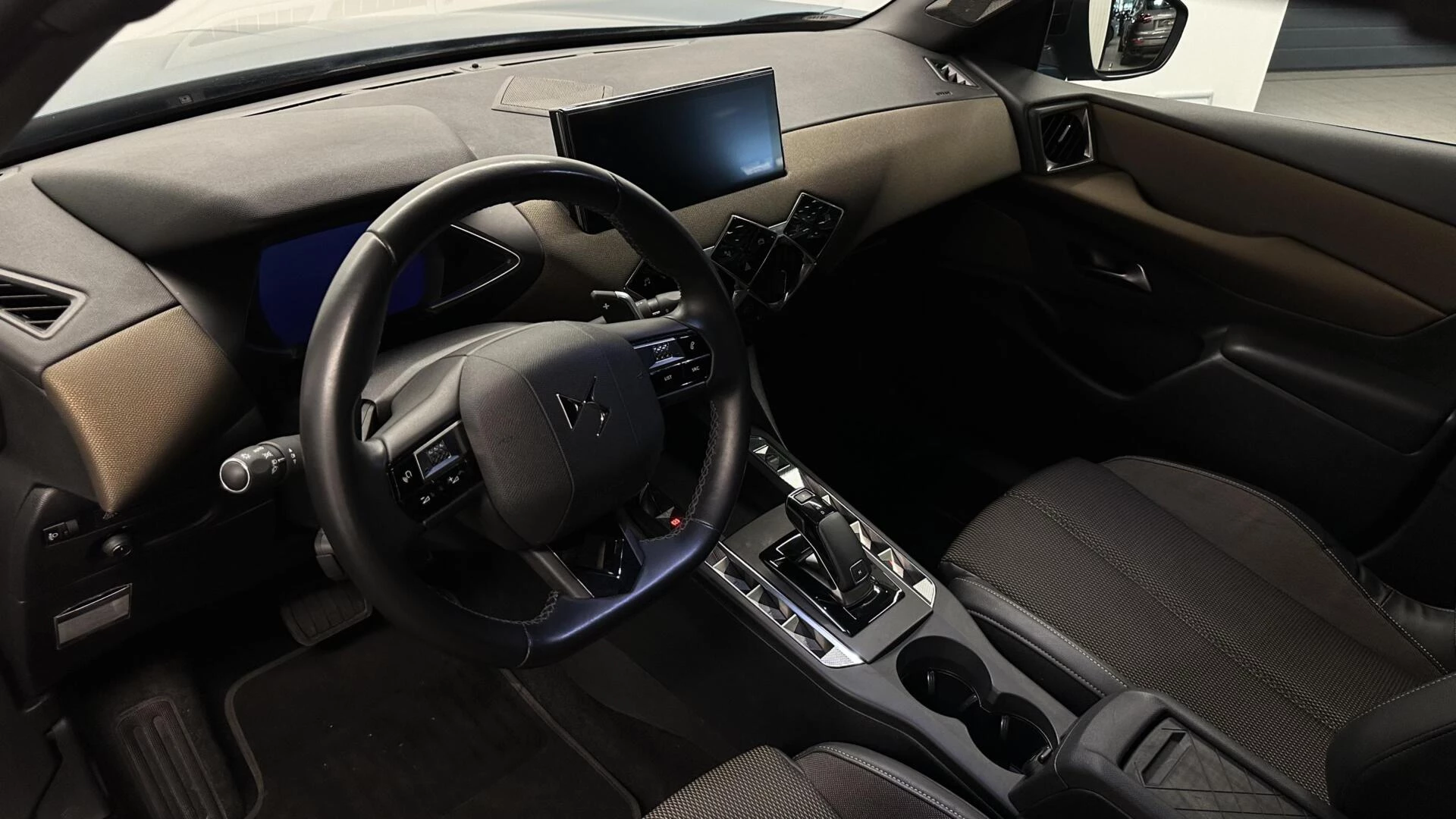 Hoofdafbeelding DS DS 3