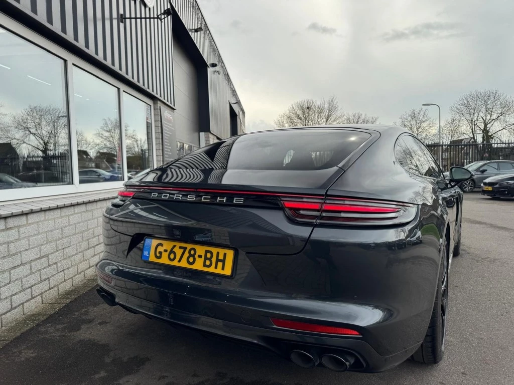 Hoofdafbeelding Porsche Panamera