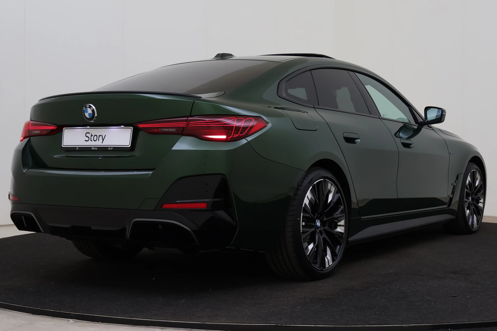 Hoofdafbeelding BMW i4