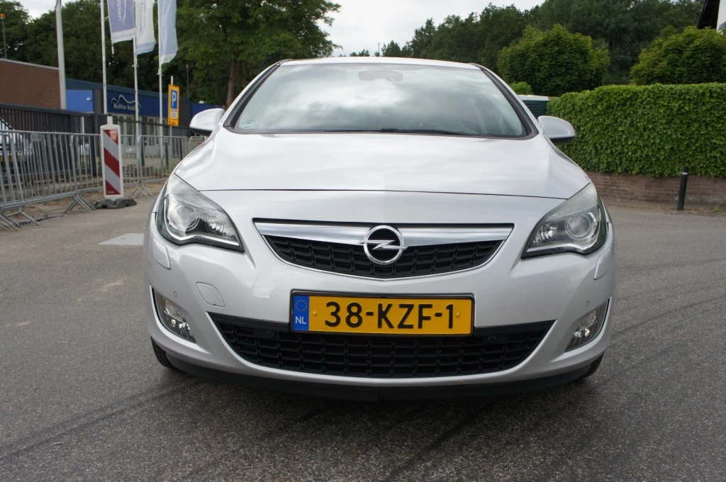 Hoofdafbeelding Opel Astra