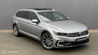 Volkswagen Passat Variant GTE PANO HUD TREKHAAK ALCANTARA
