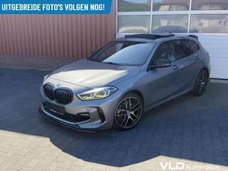 BMW 1-serie 120i M-Sport Pano Sfeer Cam Carplay Leder 19''