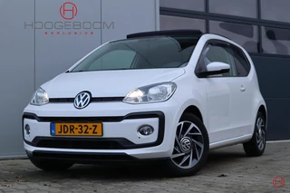 Hoofdafbeelding Volkswagen up! Volkswagen Up! 1.0 TSI 90 PK Sound up! / Panoramadak / Airco / 1e eigenaar