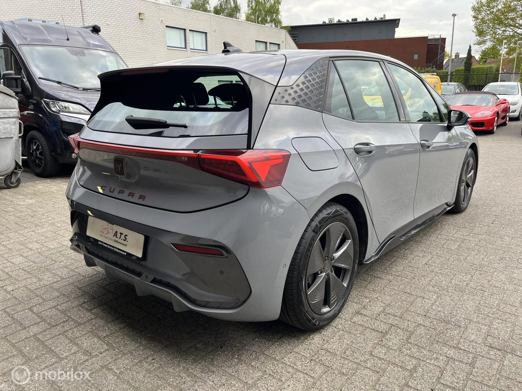 Hoofdafbeelding CUPRA Born