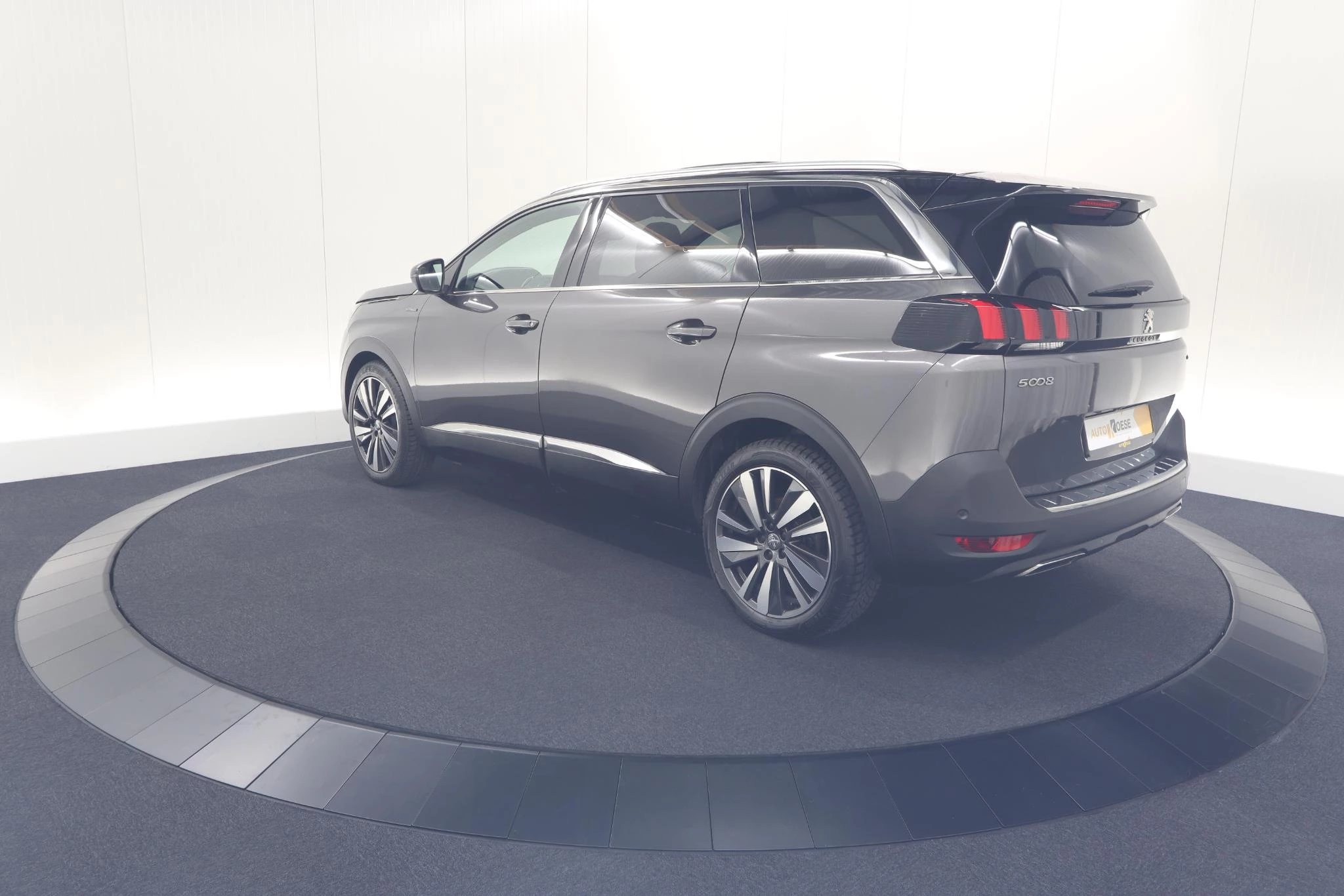 Hoofdafbeelding Peugeot 5008