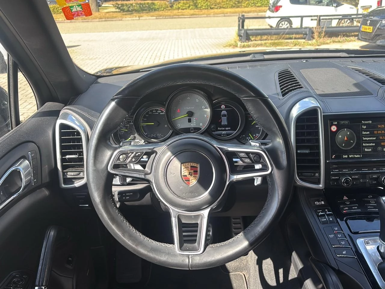 Hoofdafbeelding Porsche Cayenne