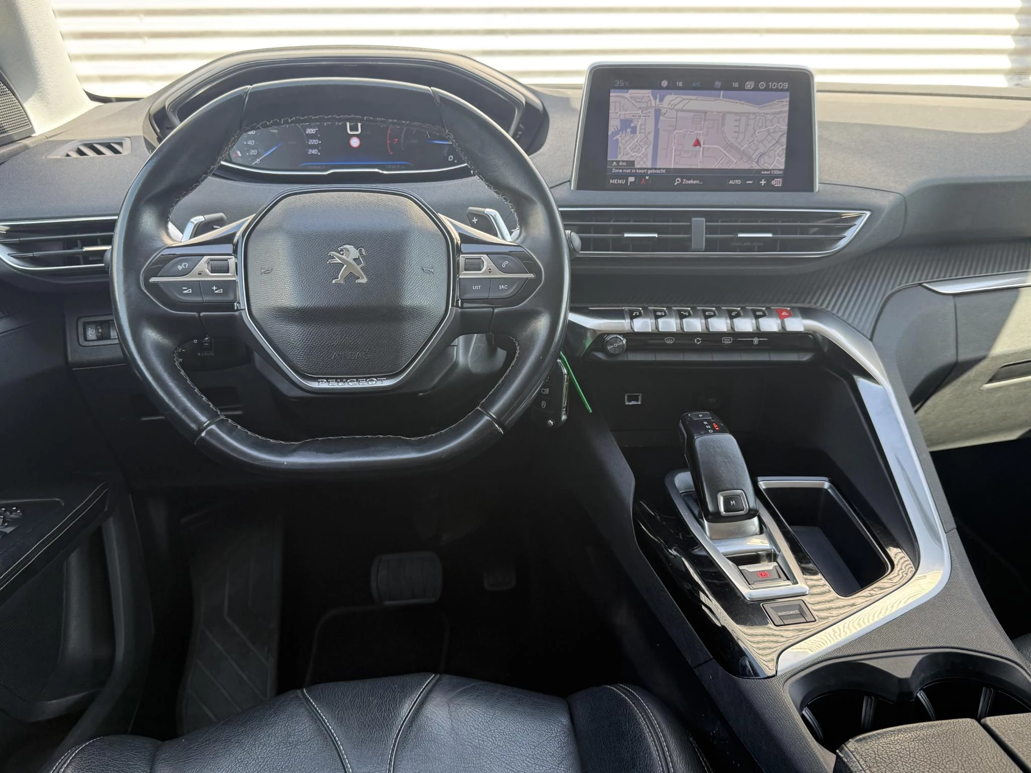 Hoofdafbeelding Peugeot 5008