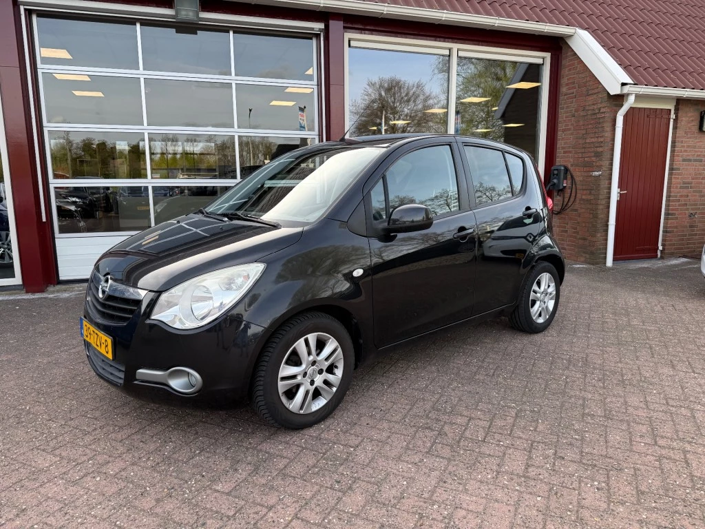 Hoofdafbeelding Opel Agila
