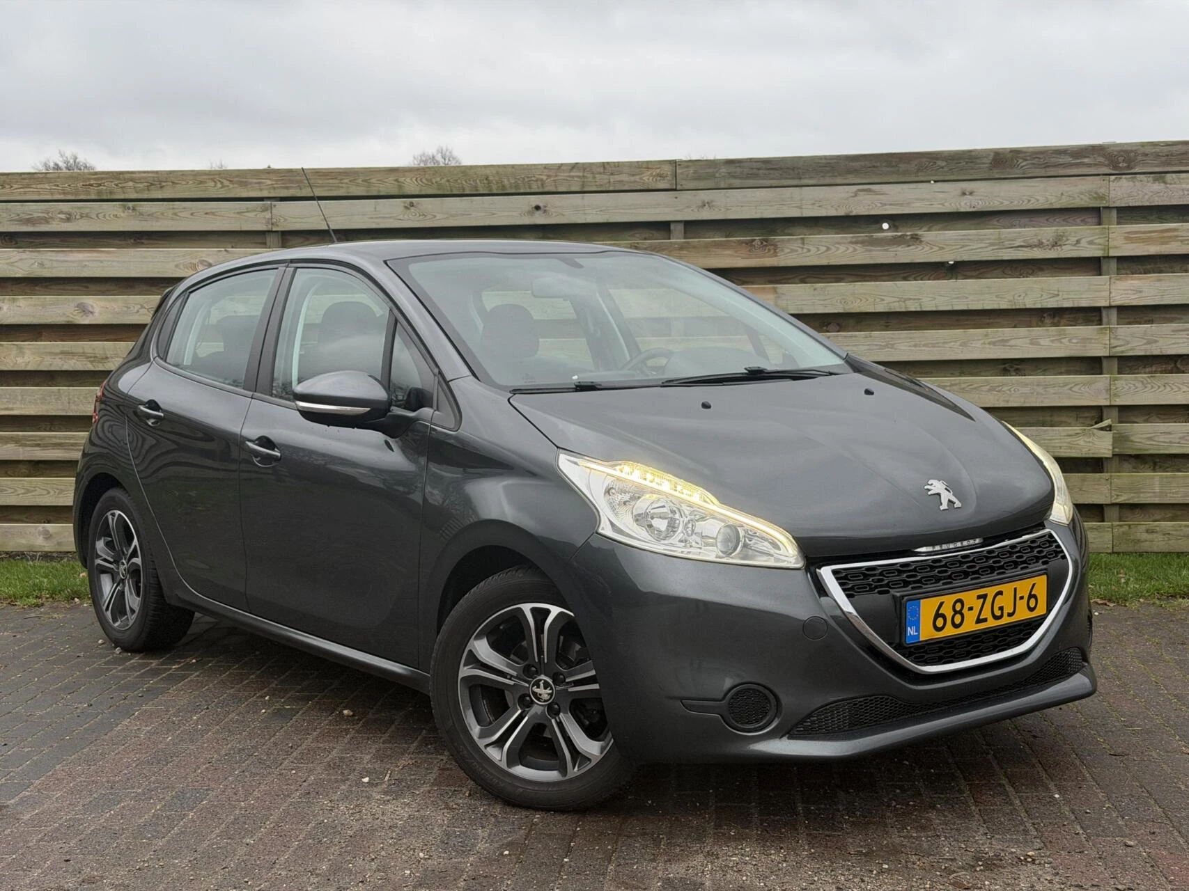 Hoofdafbeelding Peugeot 208