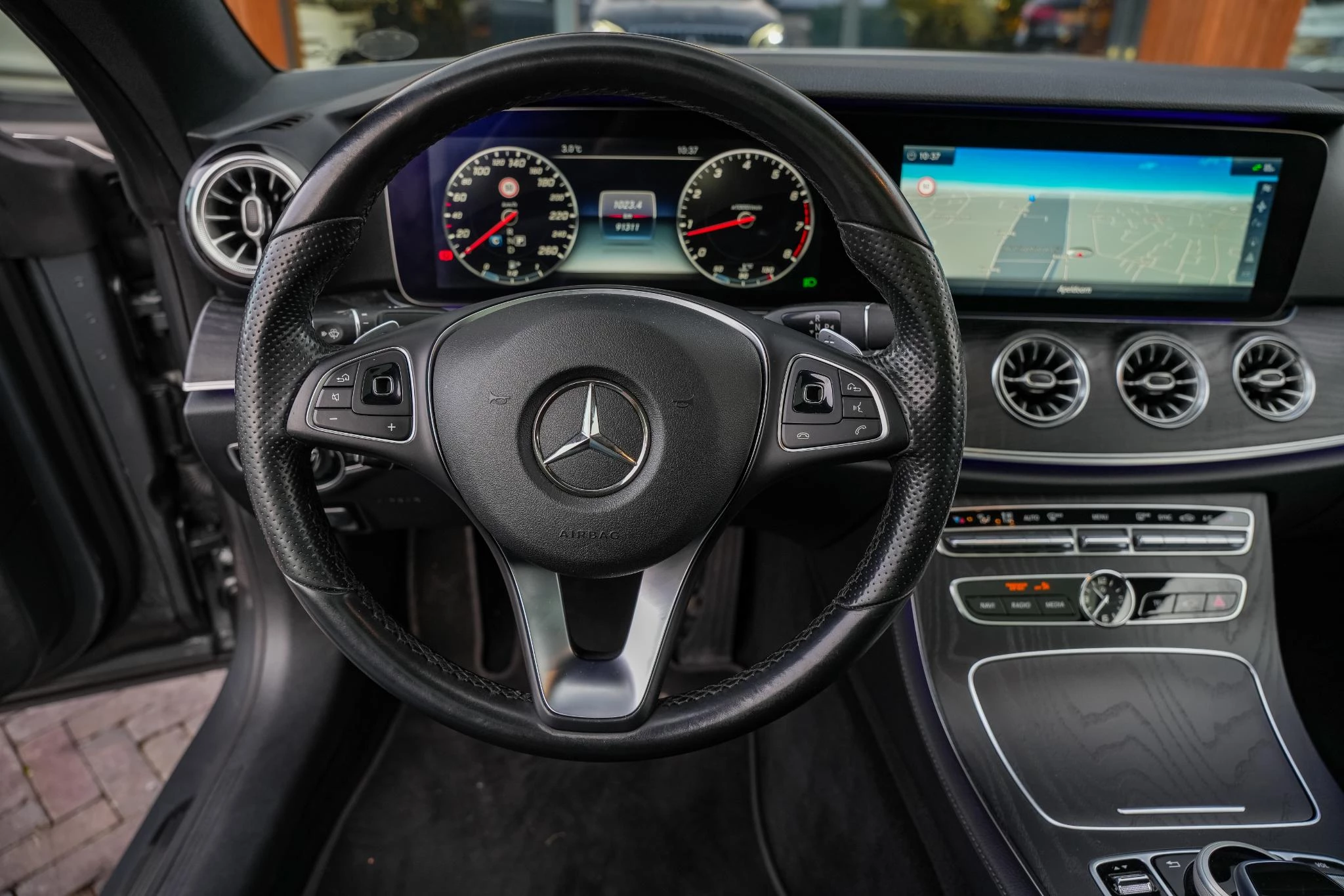 Hoofdafbeelding Mercedes-Benz E-Klasse