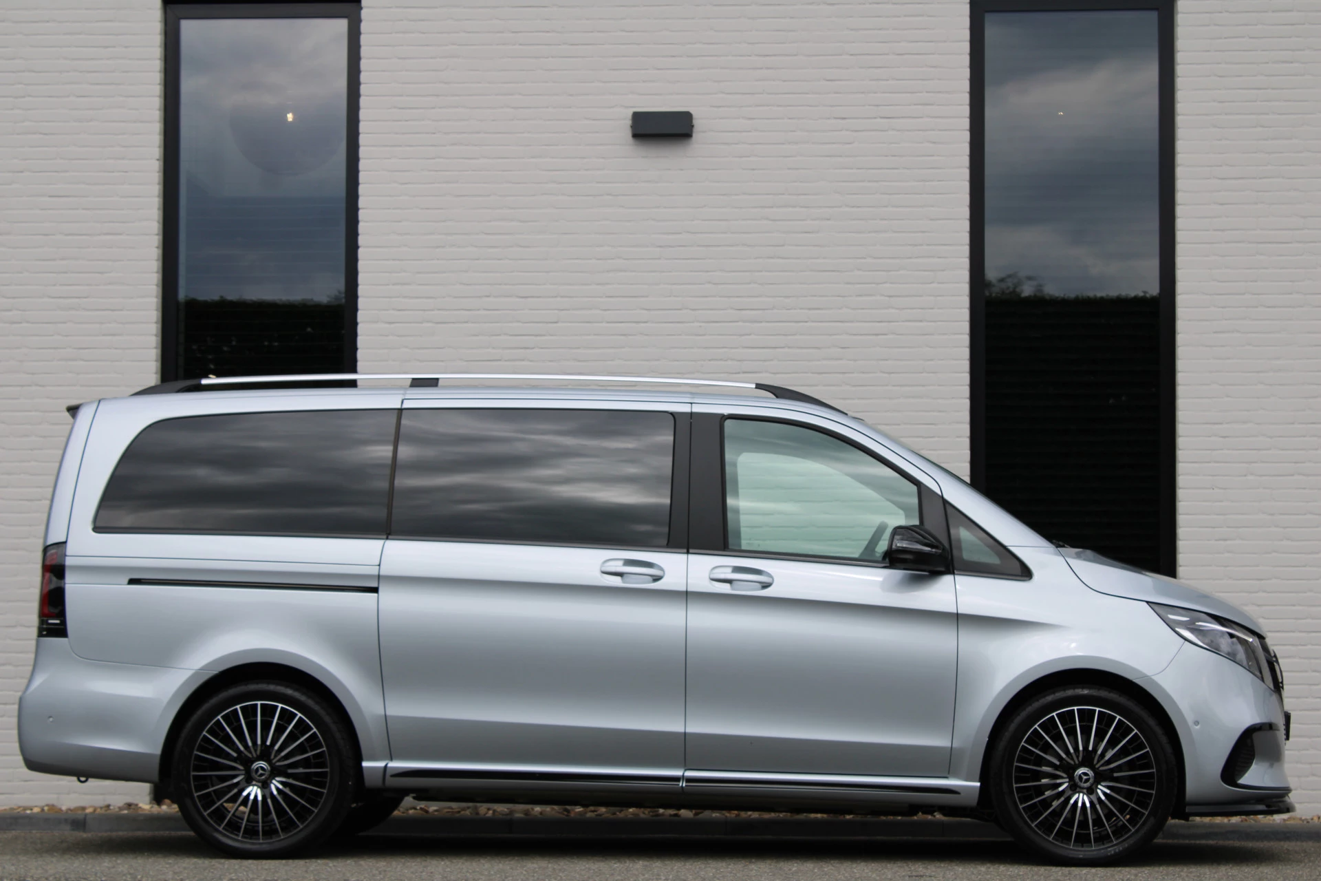 Hoofdafbeelding Mercedes-Benz EQV