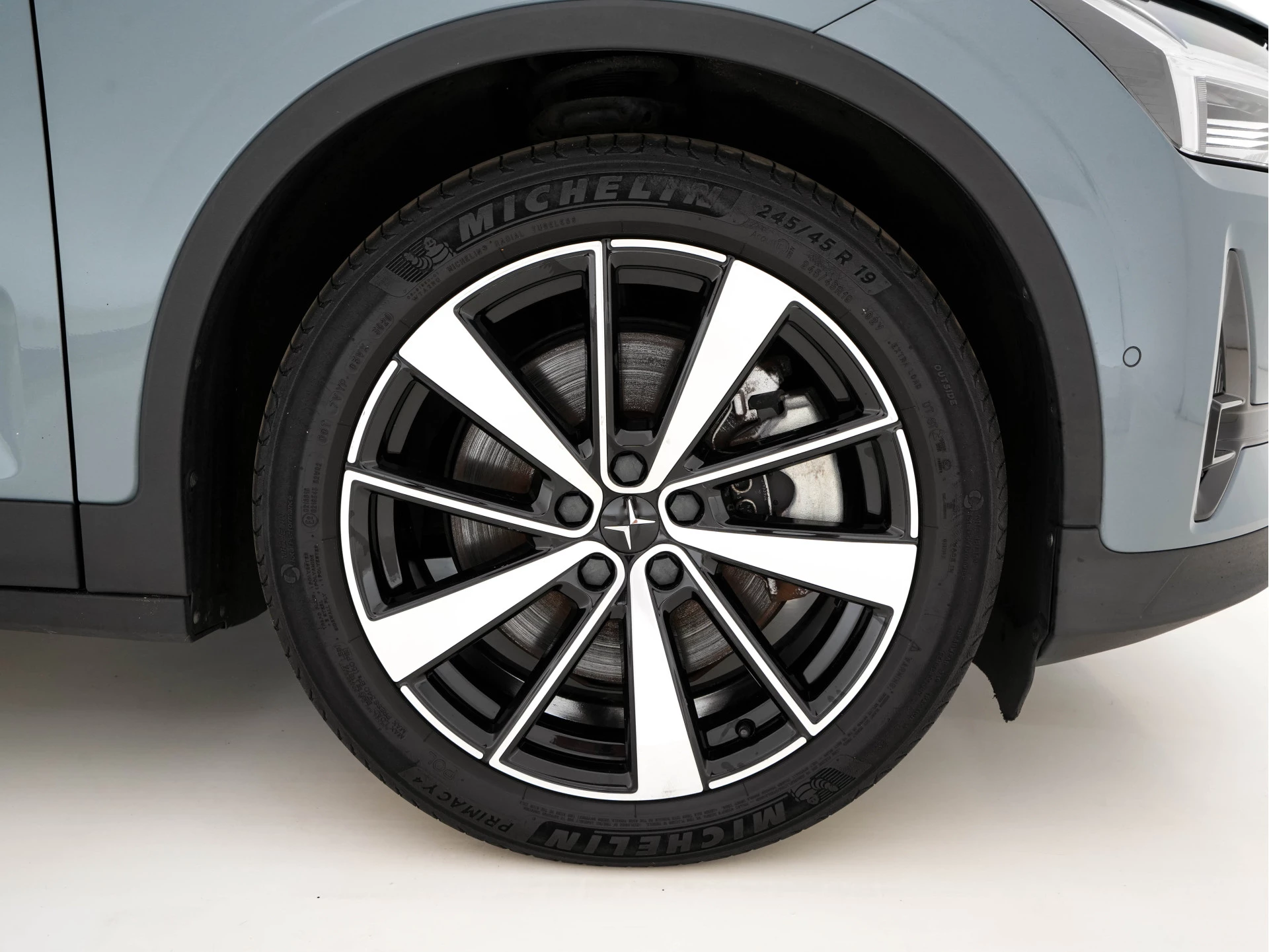 Hoofdafbeelding Polestar 2
