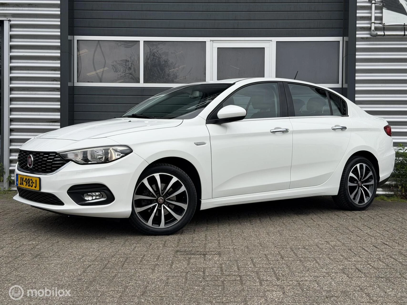 Hoofdafbeelding Fiat Tipo