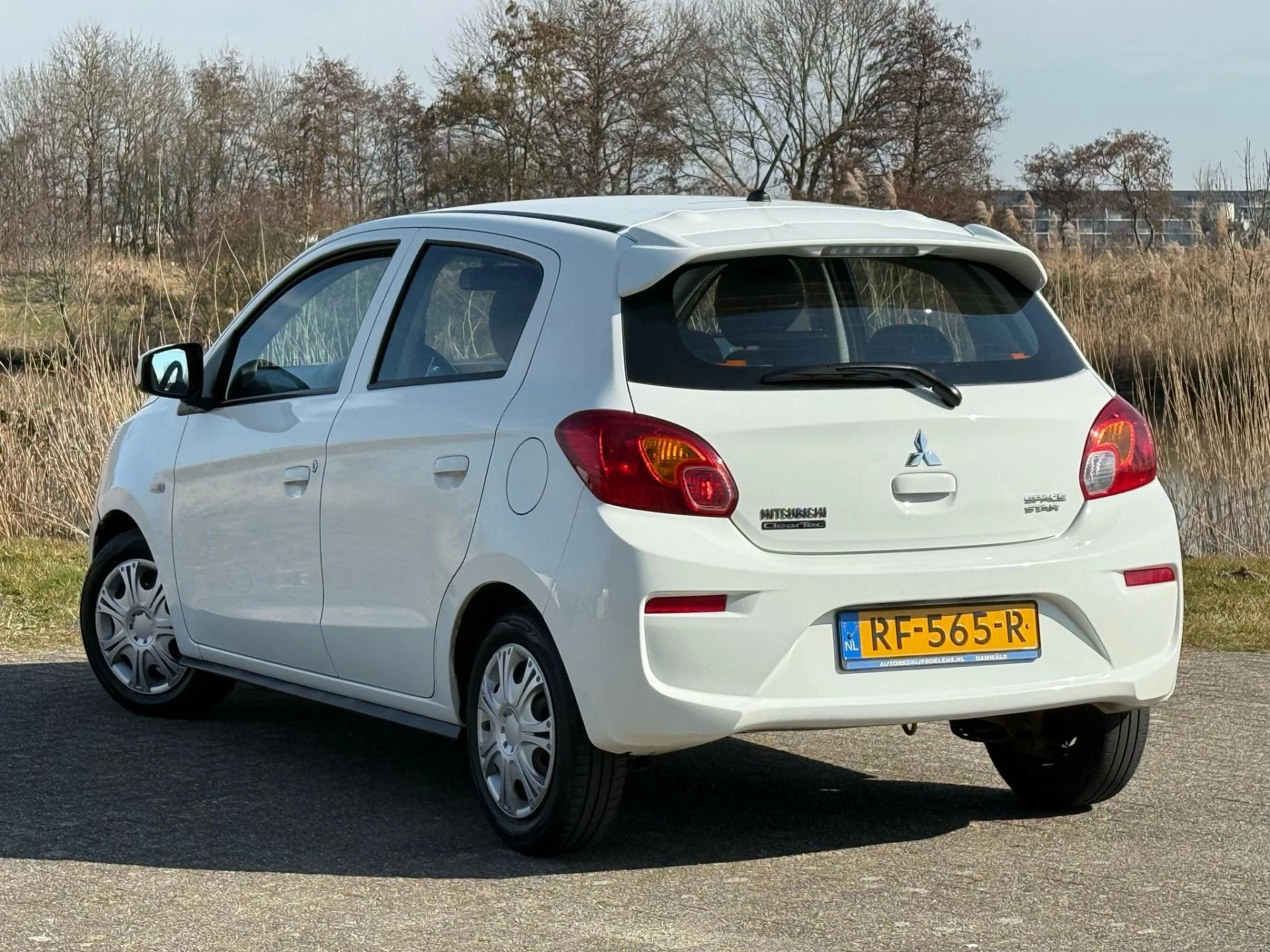 Hoofdafbeelding Mitsubishi Space Star