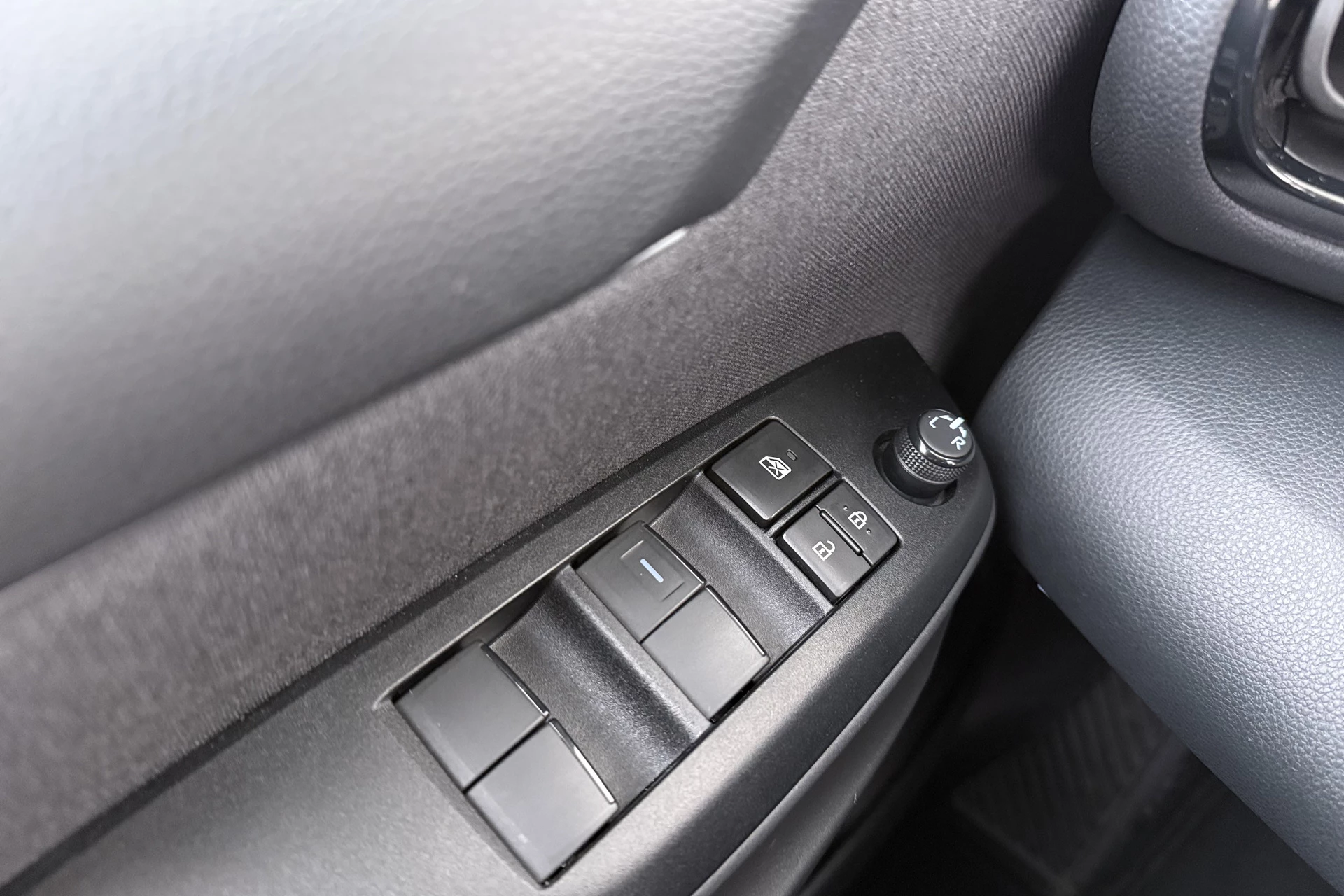 Hoofdafbeelding Mazda 2 Hybrid