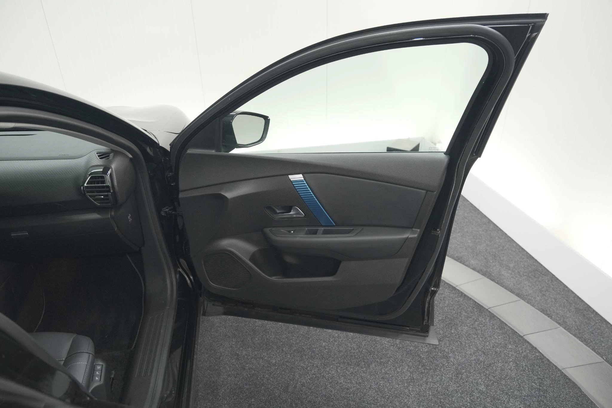 Hoofdafbeelding Citroën ë-C4