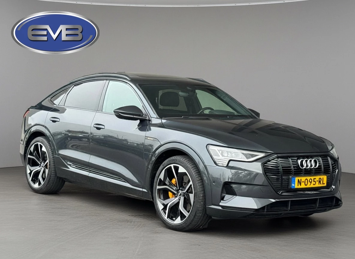 Hoofdafbeelding Audi e-tron