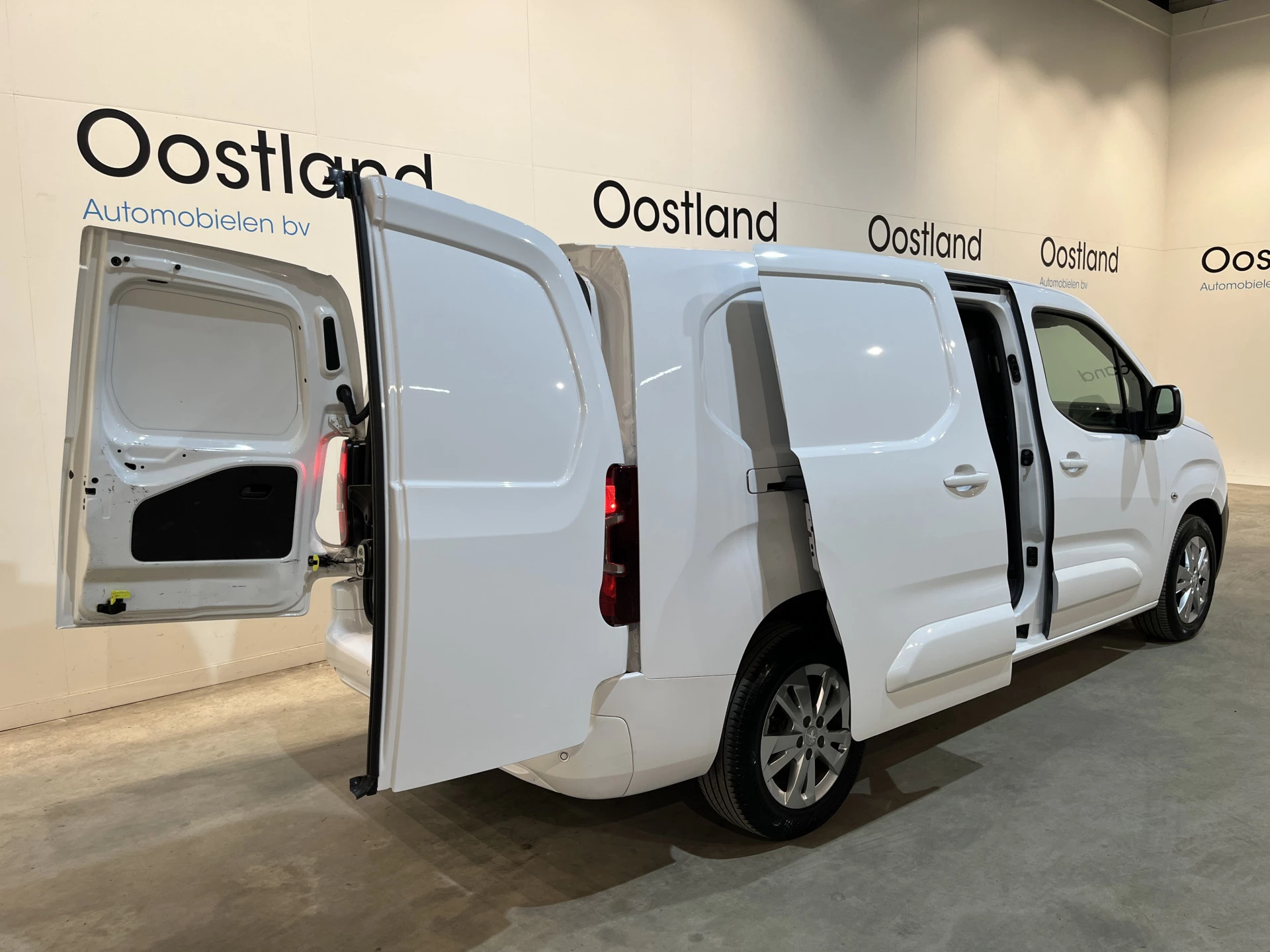 Hoofdafbeelding Peugeot Partner