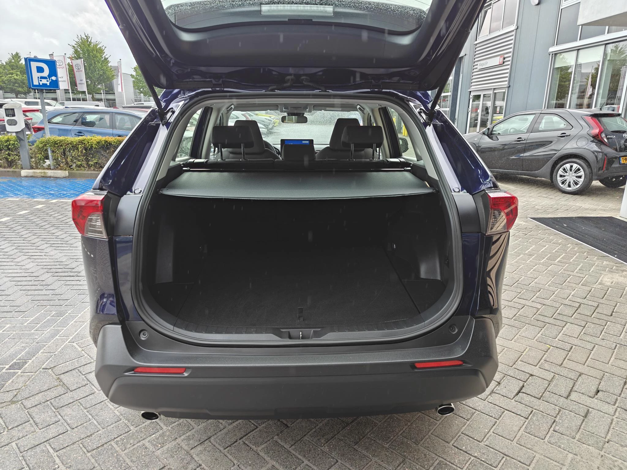 Hoofdafbeelding Toyota RAV4