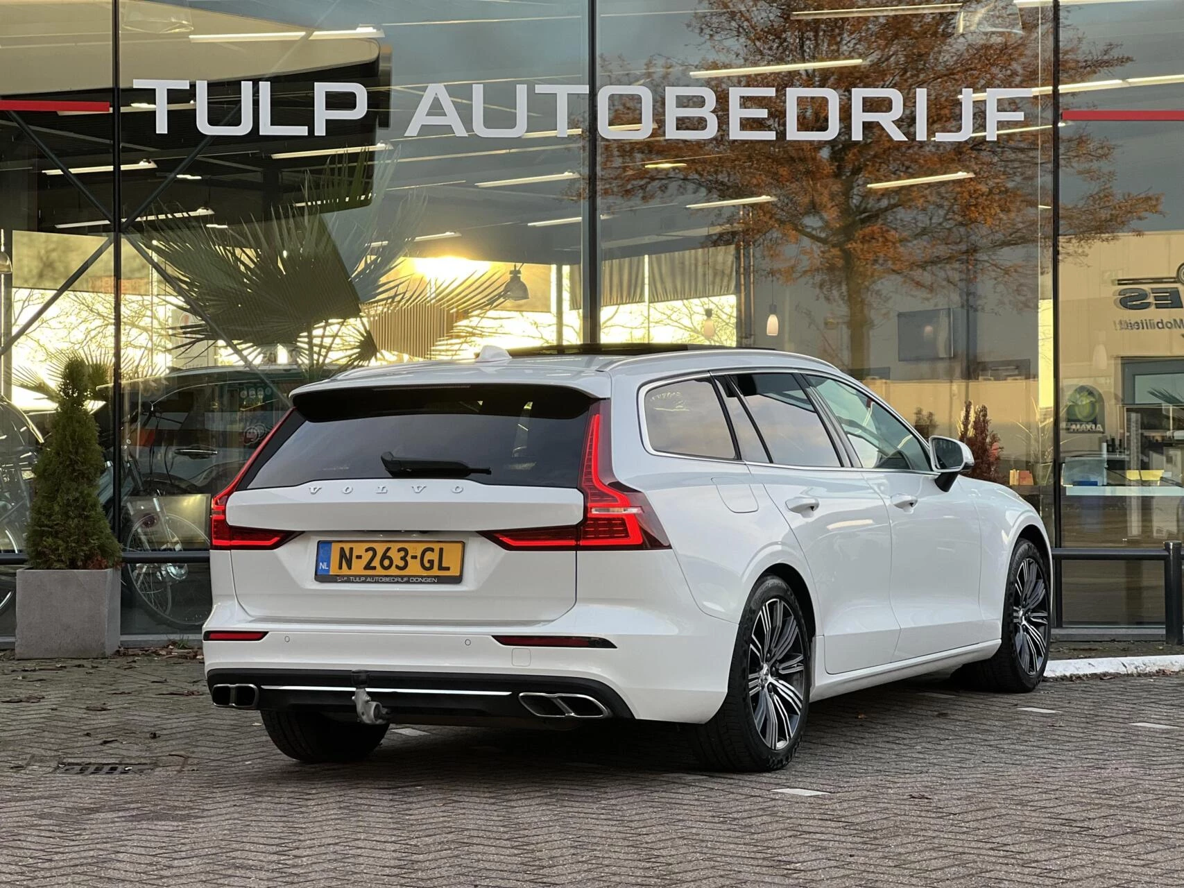 Hoofdafbeelding Volvo V60