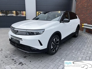 Hoofdafbeelding Opel Grandland Opel Grandland 1.2 Turbo Hybrid Edition / NIEUWSTE MODEL