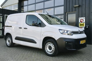 Hoofdafbeelding Citroën Berlingo Citroën Berlingo 1.5 BlueHDi 100PK | 3-zits | Carplay | Fabrieksgarantie | Camera