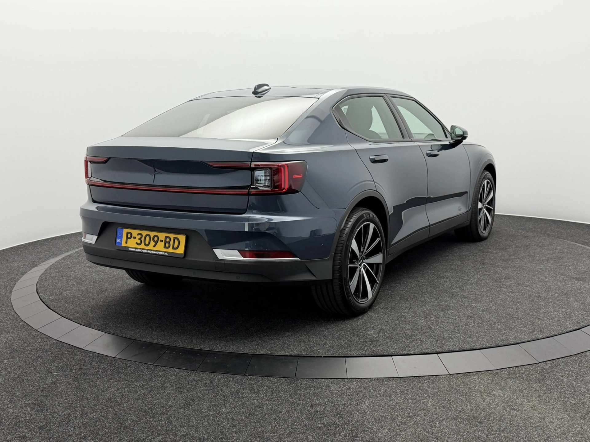Hoofdafbeelding Polestar 2
