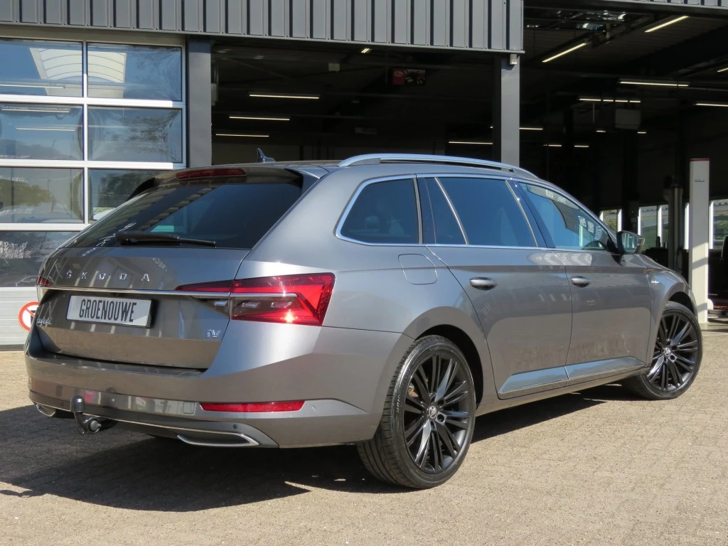 Hoofdafbeelding Škoda Superb