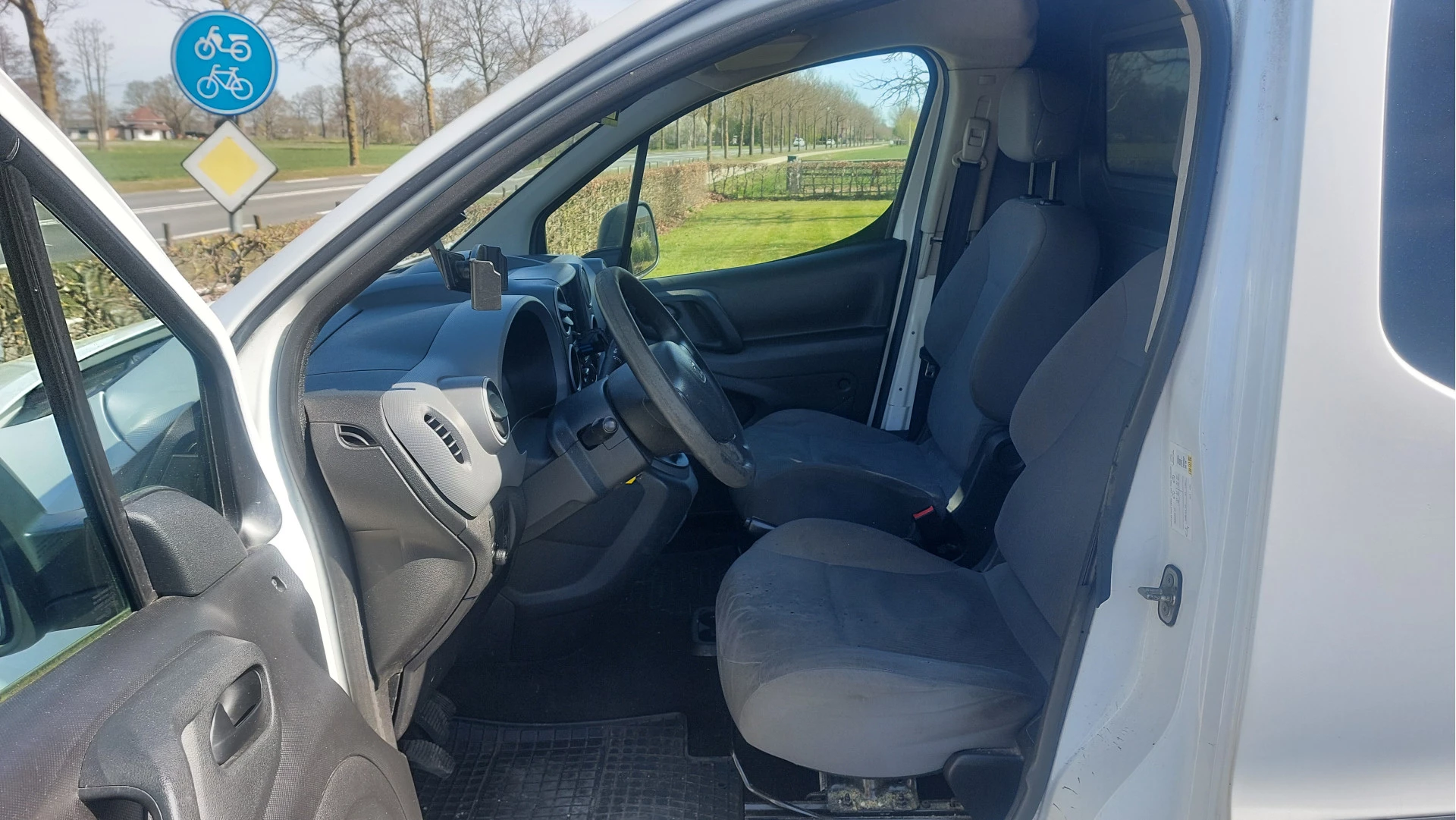 Hoofdafbeelding Peugeot Partner