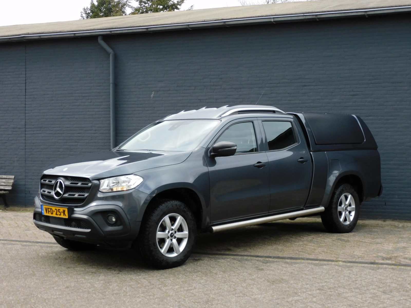 Hoofdafbeelding Mercedes-Benz X-Klasse