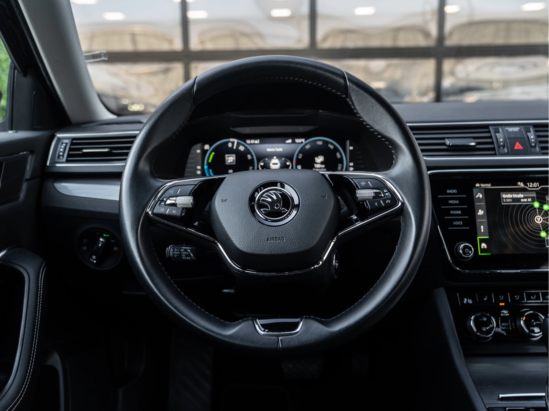 Hoofdafbeelding Škoda Superb