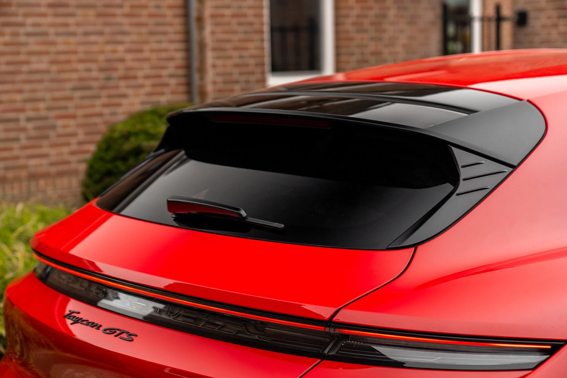 Hoofdafbeelding Porsche Taycan