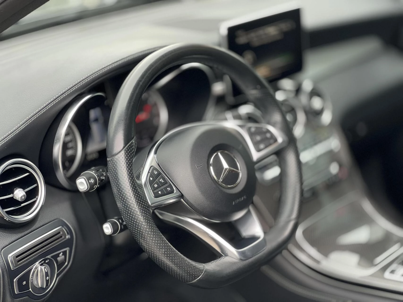 Hoofdafbeelding Mercedes-Benz GLC