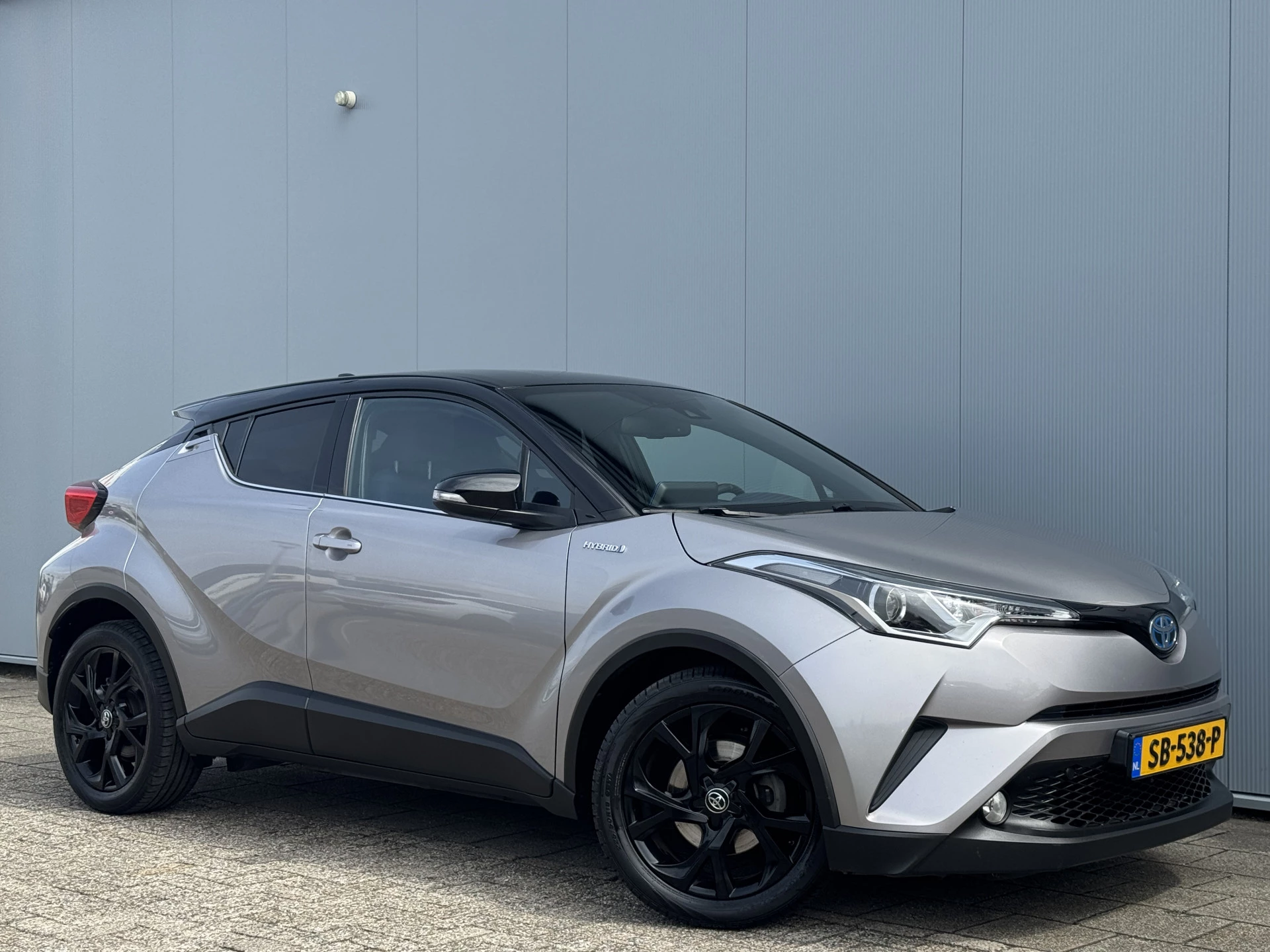 Hoofdafbeelding Toyota C-HR