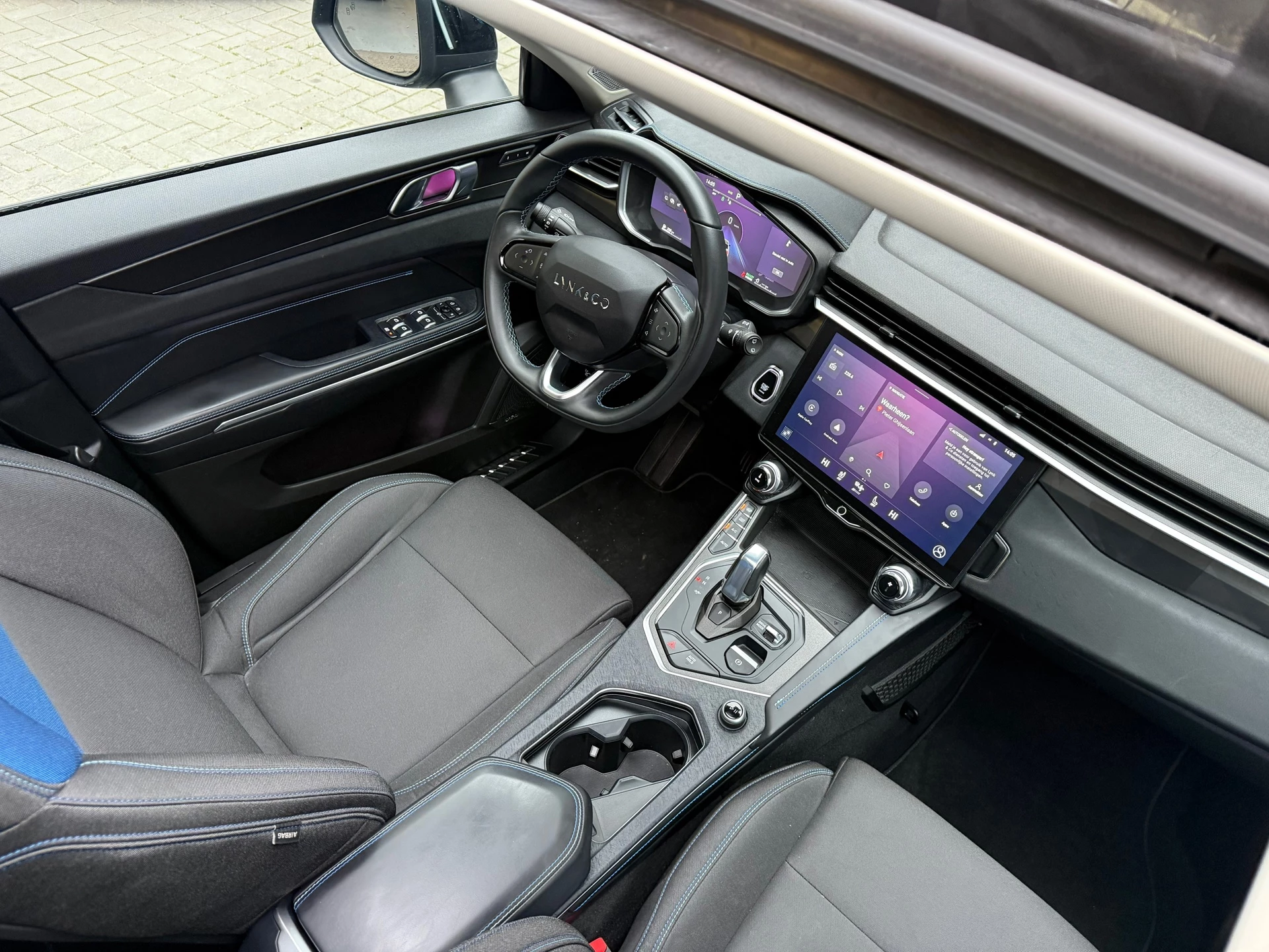 Hoofdafbeelding Lynk & Co 01