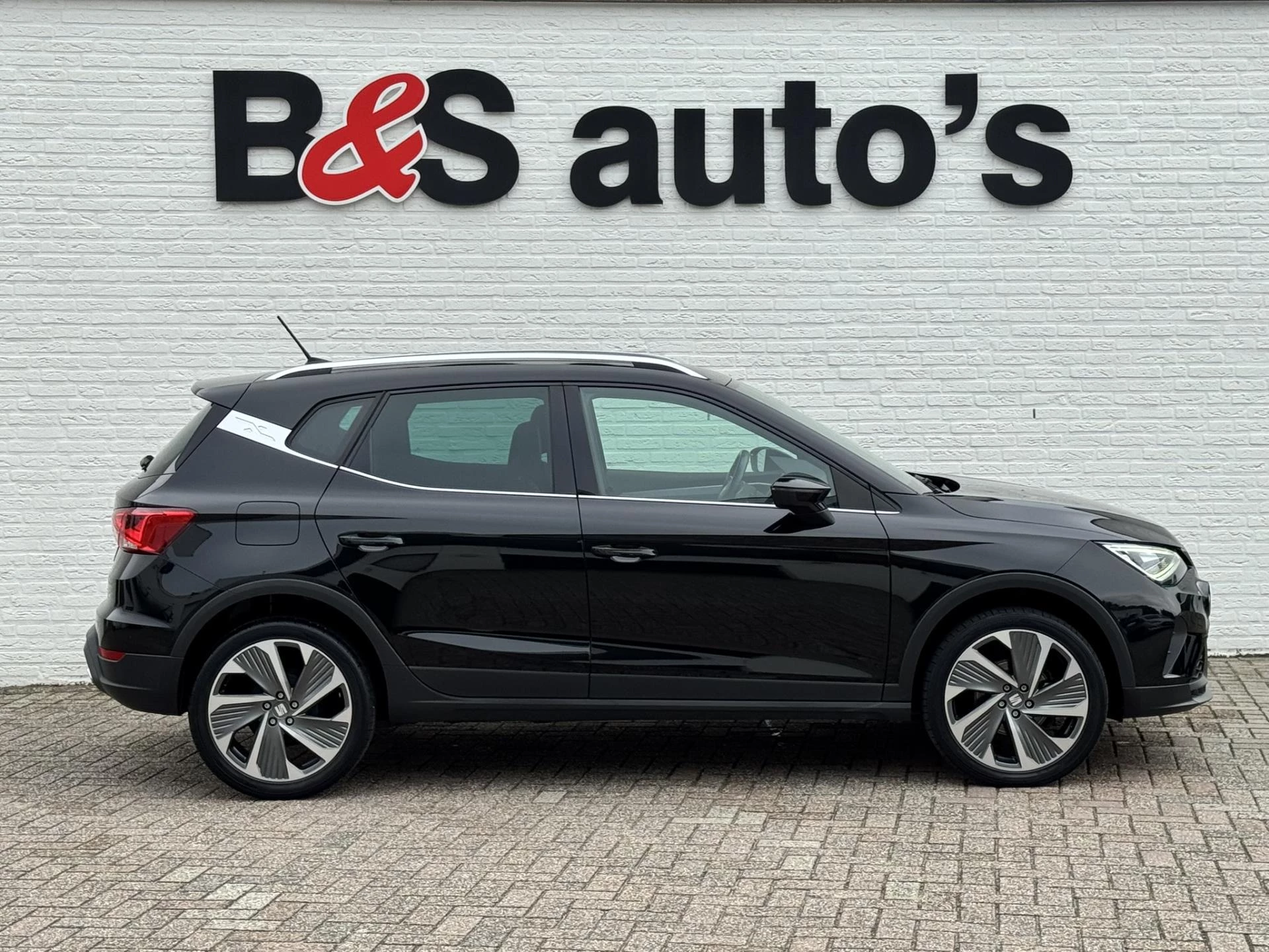 Hoofdafbeelding SEAT Arona