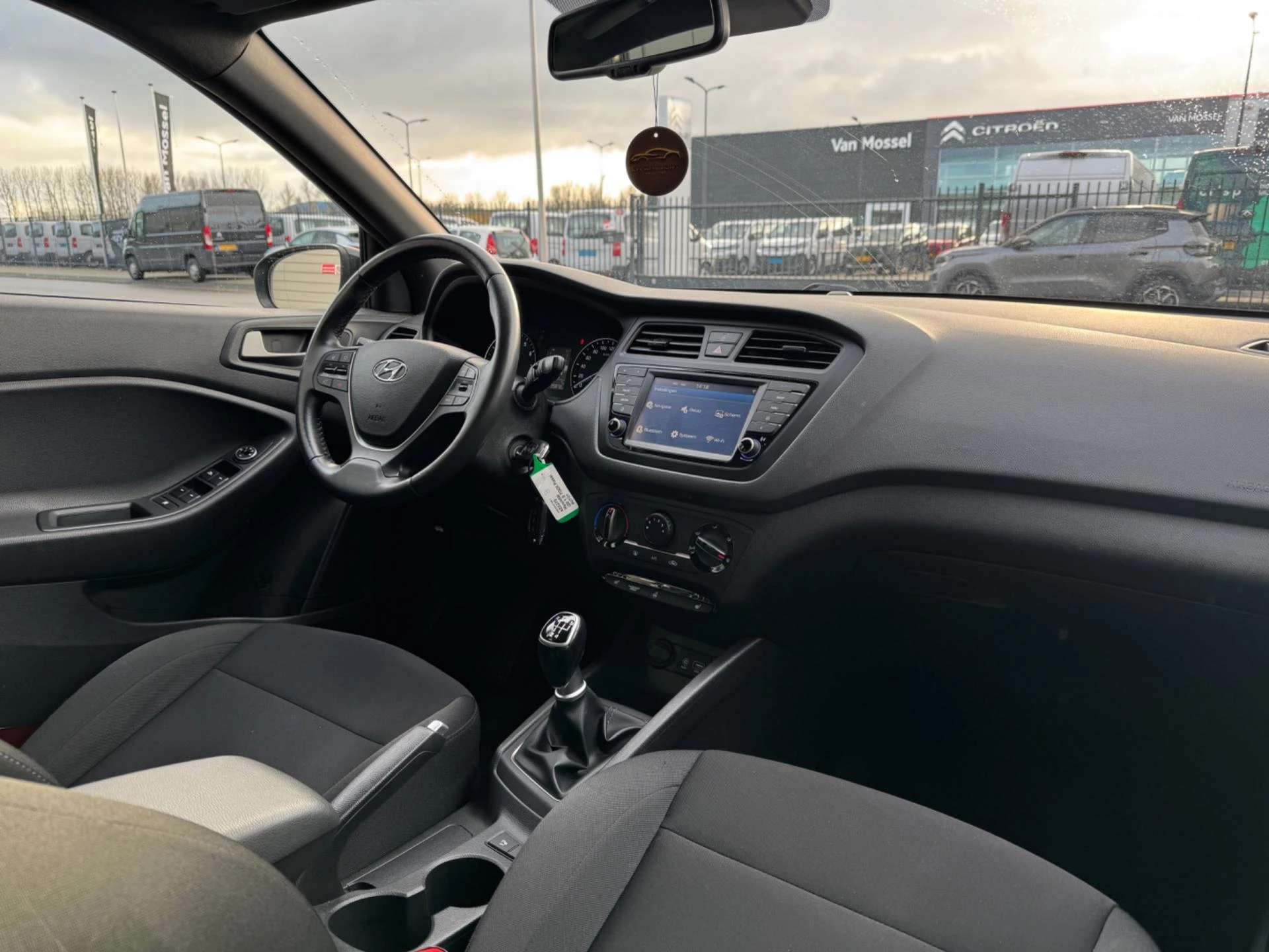 Hoofdafbeelding Hyundai i20