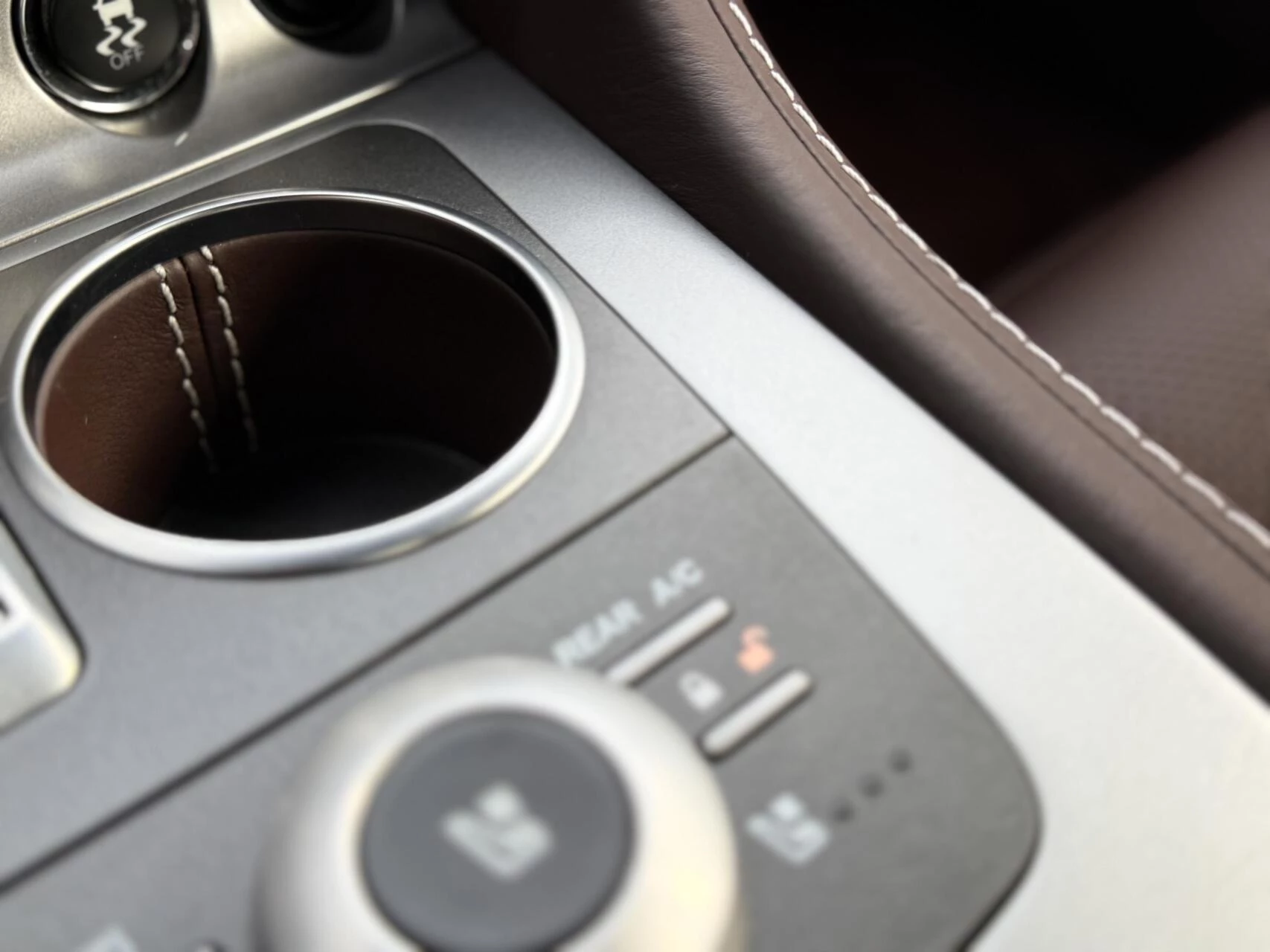 Hoofdafbeelding Aston Martin Rapide