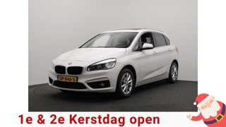 BMW 2-serie Active Tourer 218i Essential Automaat Panoramadak Trekaak