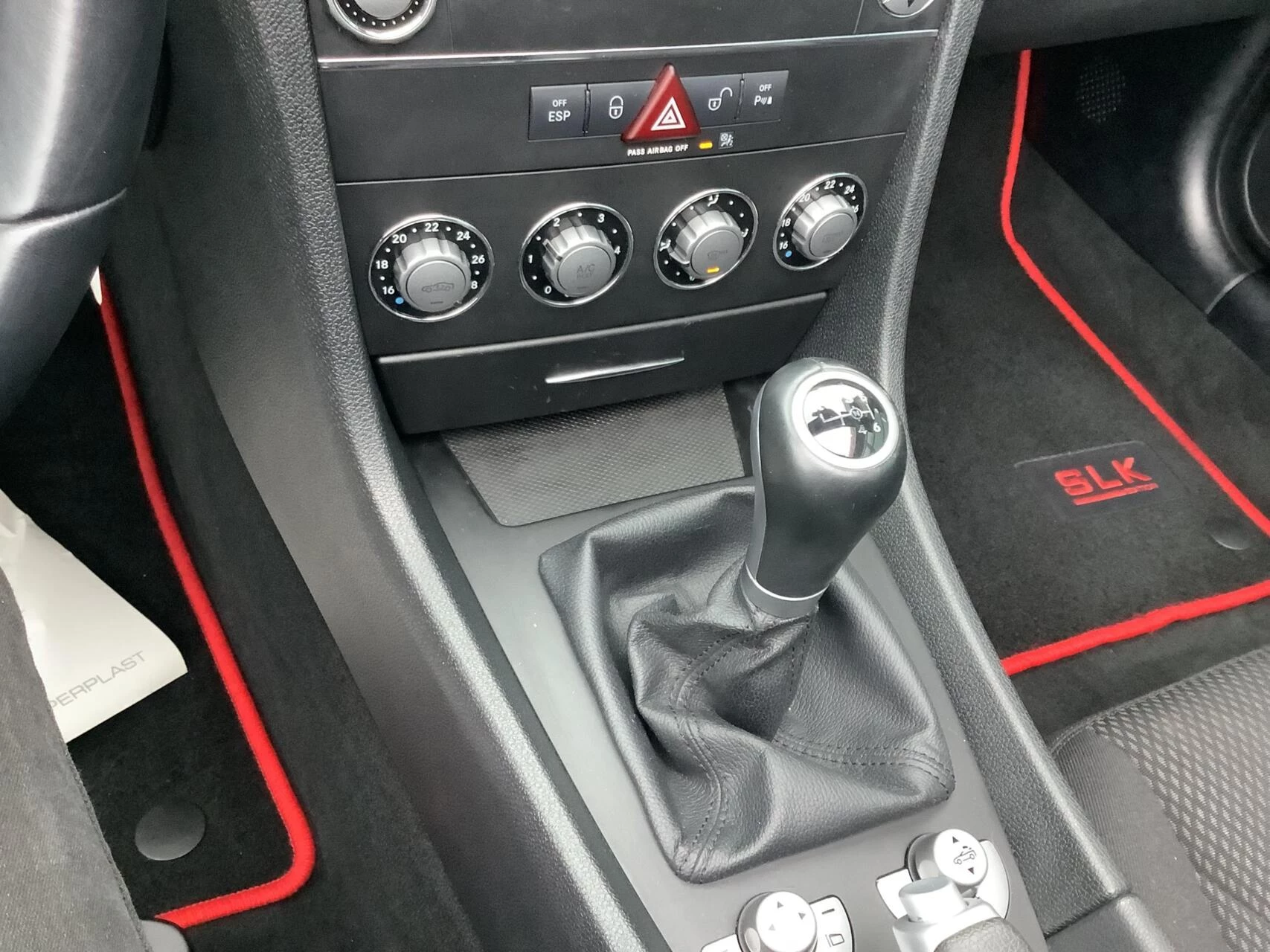 Hoofdafbeelding Mercedes-Benz SLK