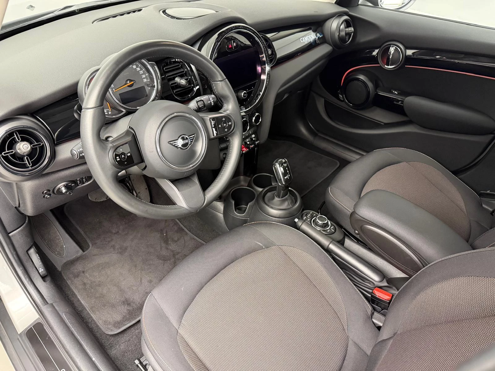 Hoofdafbeelding MINI 5-deurs